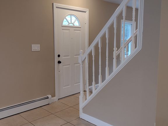 4th image of 49 Birdsey Avenue