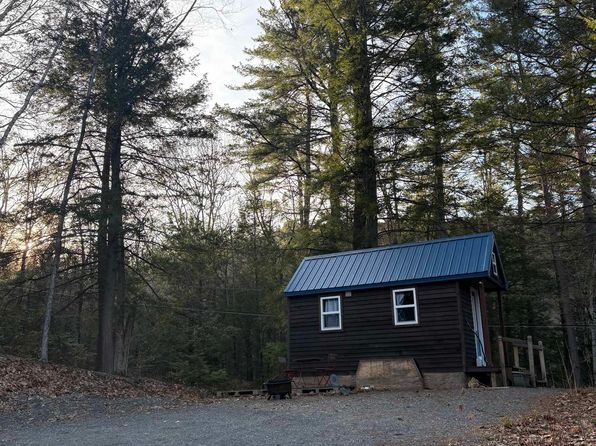 1 N Ridge Road, Rockingham, VT 05101