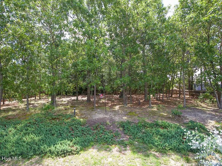 34 Princess Gate Dr — Photo 52