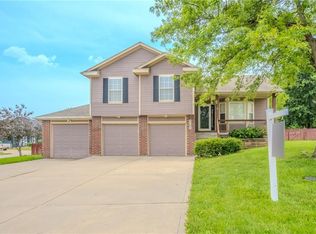 1703 Rolling Rock Rd, Raymore, MO 64083