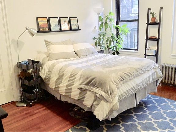 4th image of 415 W 24th St APT 6I
