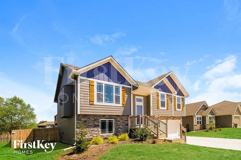 4 bed, 3.0 bath, 1791 sqft, $2,985 — Photo 2