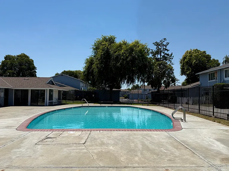 553 Balance Dr — Photo 9