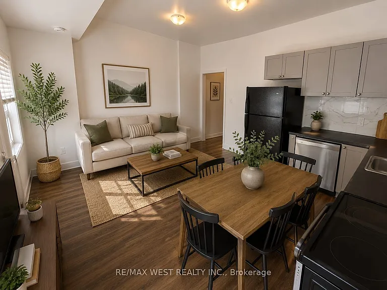 2089 Dufferin St #1 — Photo 6