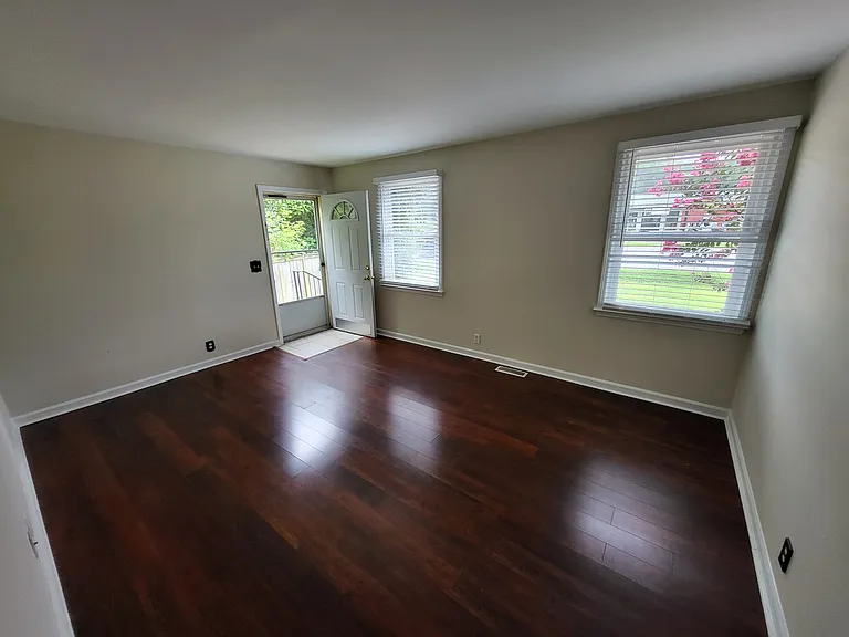 4336B Saundersville Rd — Photo 2