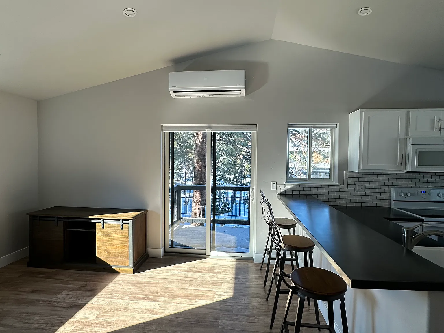 1 bed, 600 sqft, $1,800 — Photo 4