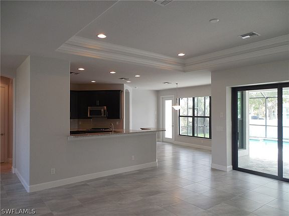2nd image of 1620 SW 51st Terrace Cpe