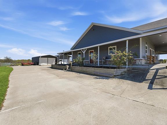 4th image of 21902 Ramsey Rd