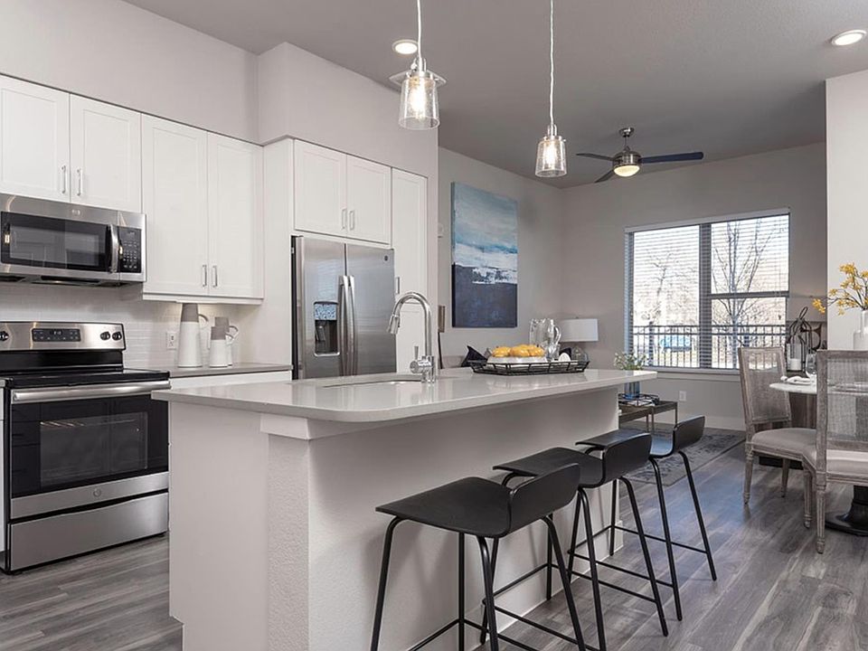1st image of 1540 Irving St #103