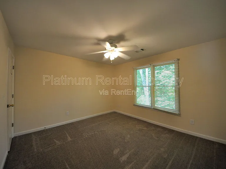 7115 Red Fox Ln — Photo 30
