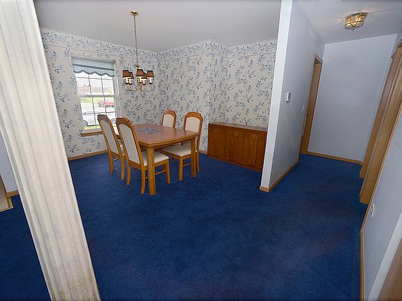 4th image of 2809 Turnberry Dr