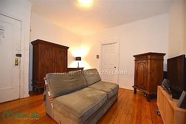 Rented by MiLL RE