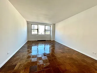 Rented by Addison Property Group