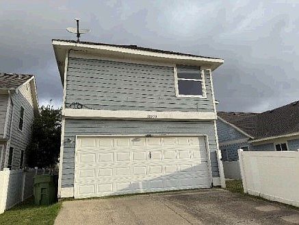 5th image of 10220 Waterbury Dr