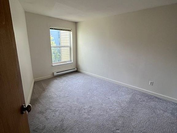 5th image of 503 13th Ave E APT 403