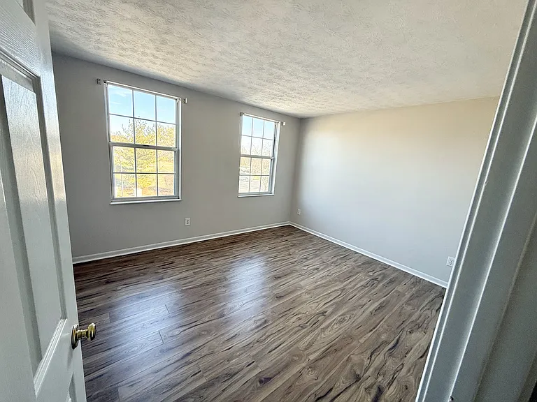 Bedroom 2 - 2nd Floor