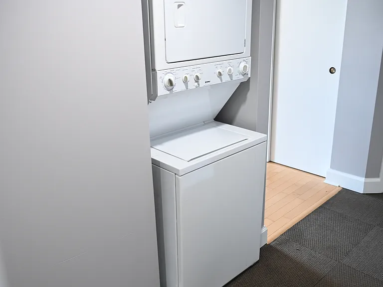 625 Main Street — Photo 17