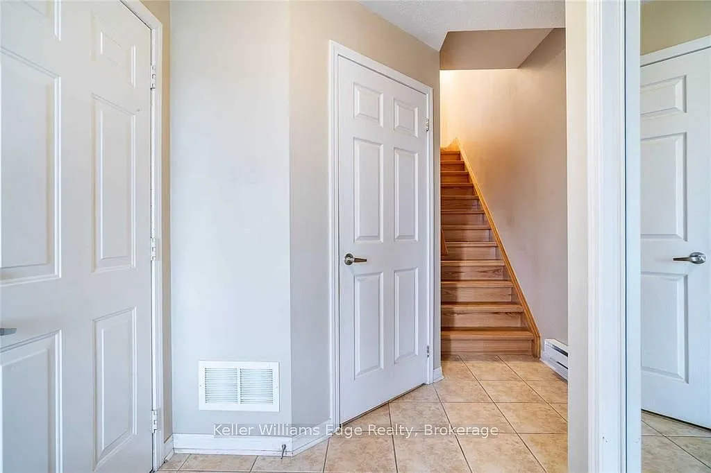 2 bed, $2,800 — Photo 3