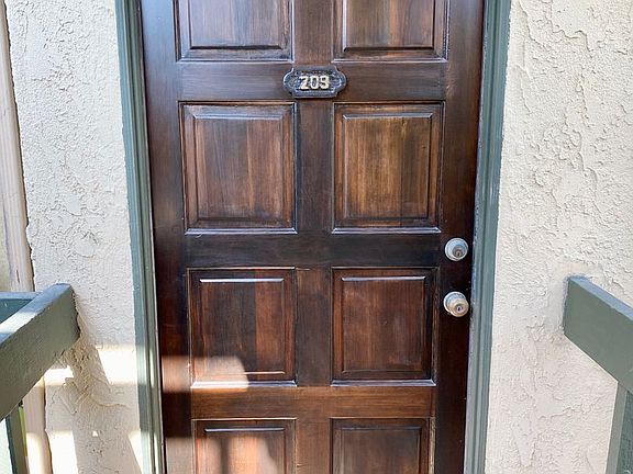 3rd image of 1448 Monterey Blvd #209