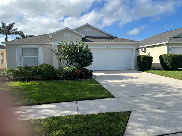 876 Greenleaf Cir, Vero Beach, FL 32960