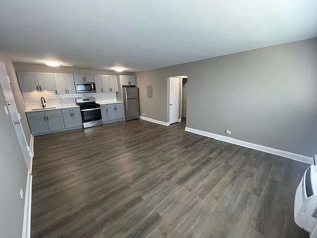 21 N Dryden Pl #21-3H — Photo 2