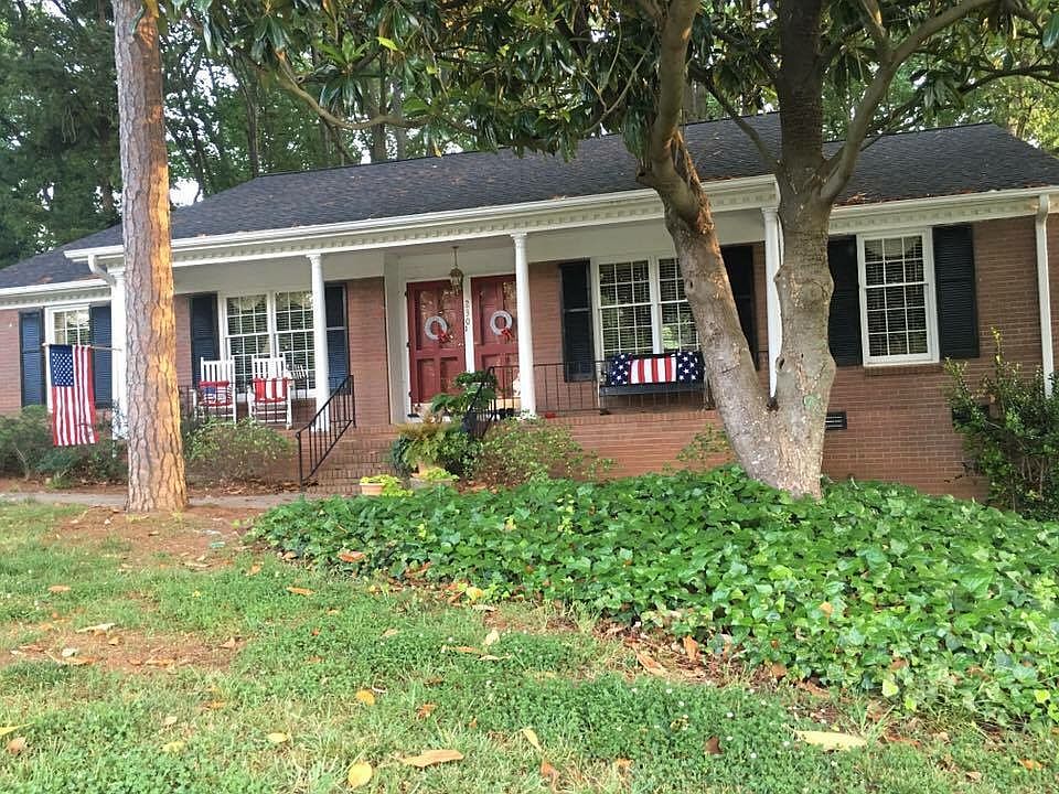 1st image of 230 Saint Matthews Ln