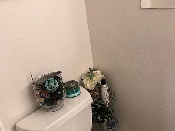 5th image of 846 Reichert Ave APT 14