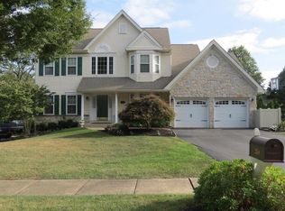 2658 Fawn Ln, Warrington, PA 18976