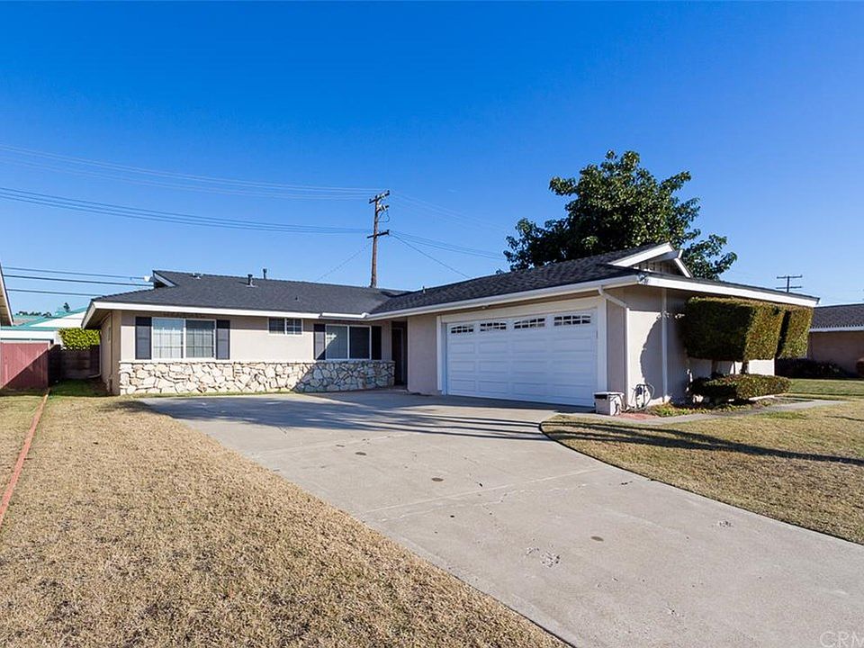 1st image of 6861 Stanford Ave