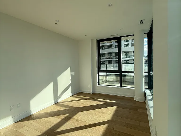 505 Glencairn Ave #203 — Photo 15