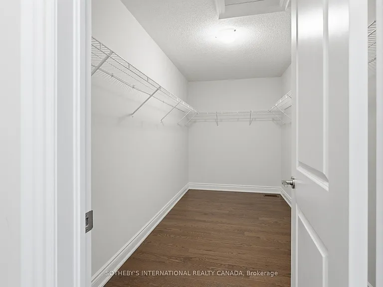 32 Bermondsey Way — Photo 30