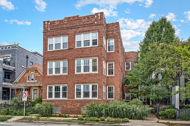 1st image of 1660 W Diversey Pkwy #2A