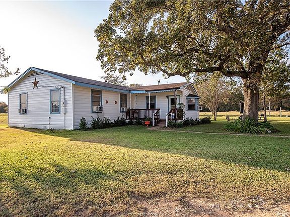 3rd image of 151 County Road 356