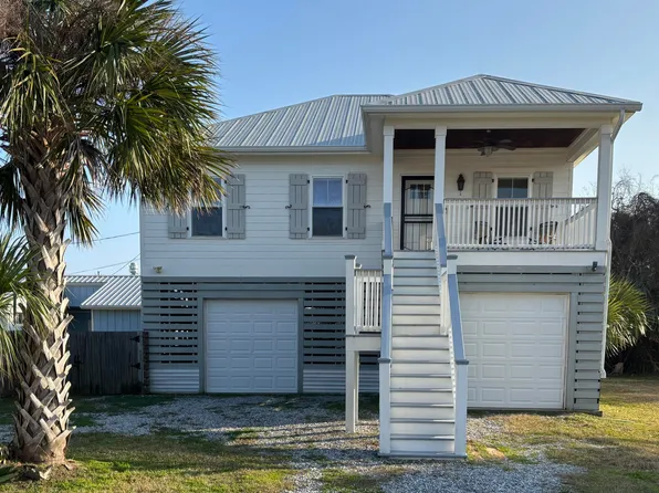 252 Handy Ln, Pass Christian, MS 39571