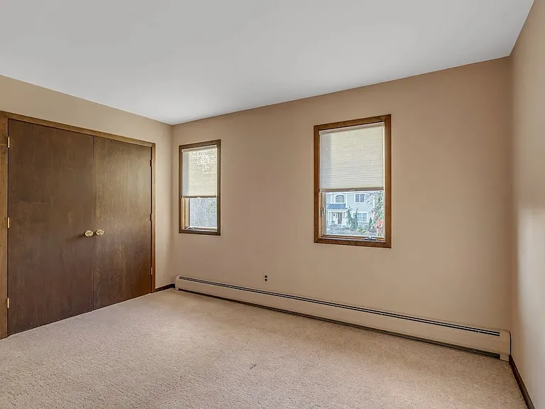 88 Van Blarcom Ln — Photo 14