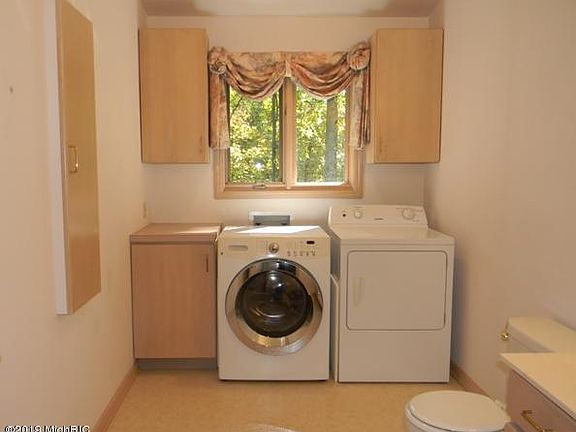 5th image of 2822 Bridgeside Dr SE #119