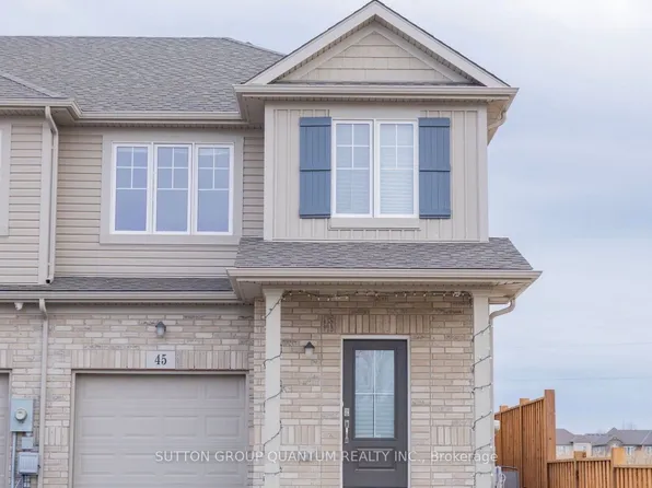 45 Sycamore St, Welland, ON L3C 0H8