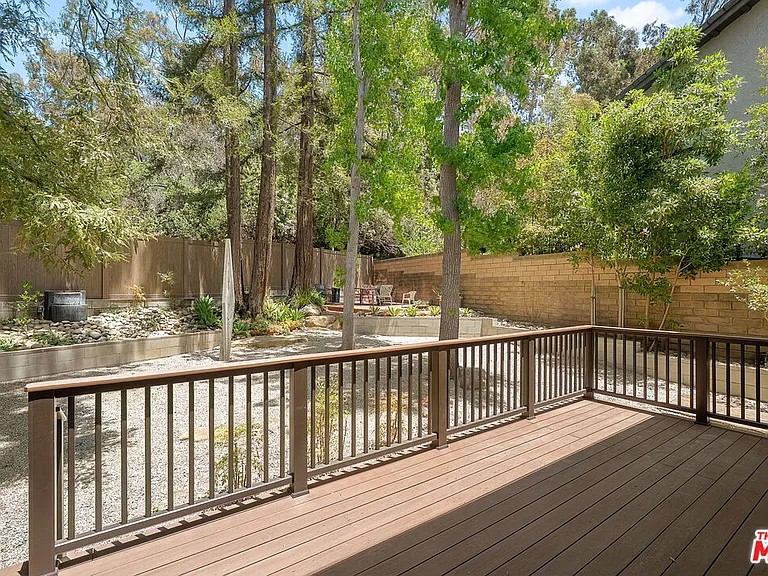 10311 Clusterberry Ct — Photo 36