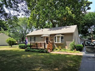 219 Park Dr, Joliet, IL
