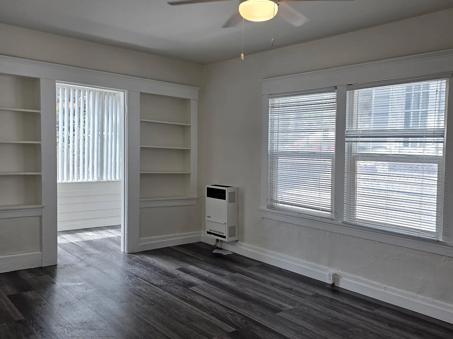 Studio, 450 sqft, $1,995 — Photo 4