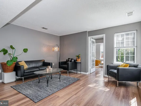 1633 Carriage House Ter APT D, Silver Spring, MD 20904