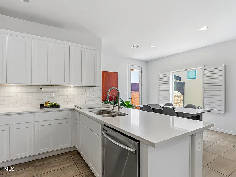 14941 Tierra Coruna Ave — Photo 17