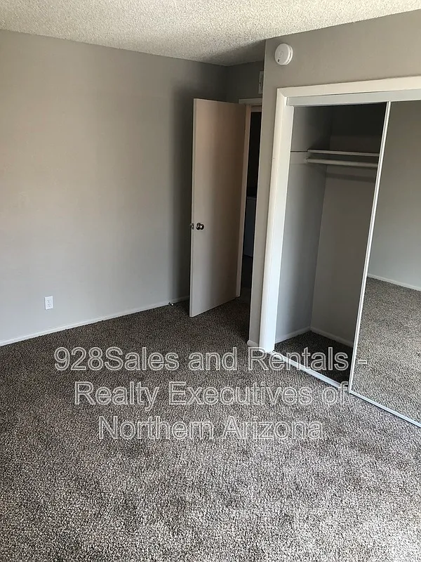 2 bed, 1.0 bath, 885 sqft, $1,775 — Photo 2