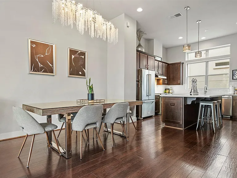 4413 Eli St — Photo 11