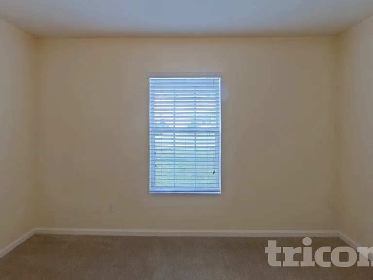3323 Canyon Falls Dr — Photo 12