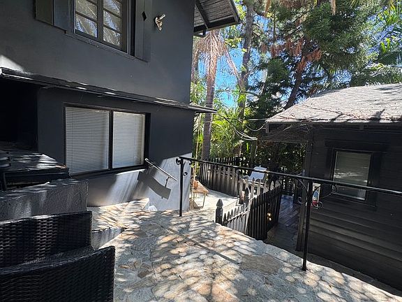 5th image of 1908 Hillcrest Rd #1916