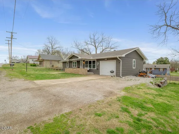 602 Cedar St, Anderson, MO 64831