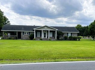 7726 Old Stake Rd, Tabor City, NC 28463