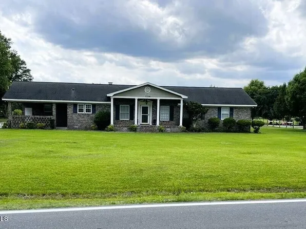 7726 Old Stake Road, Tabor City, NC 28463