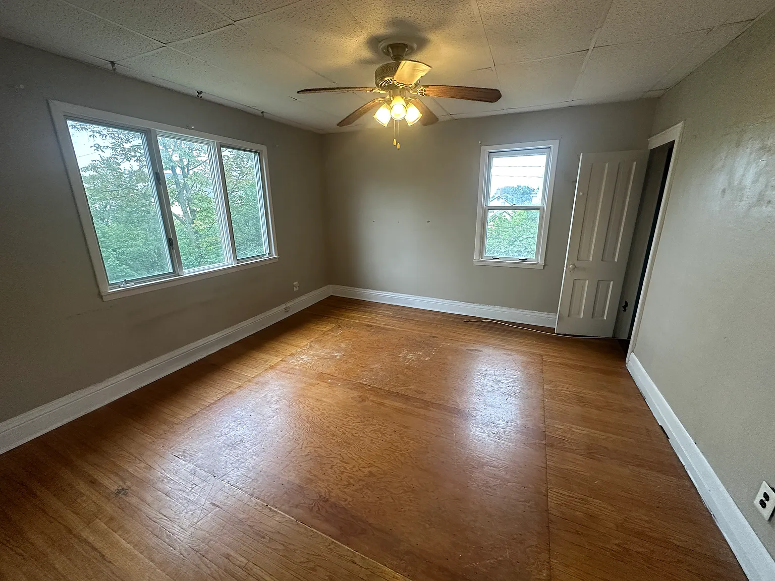 2 bed, 810 sqft, $1,250 — Photo 1